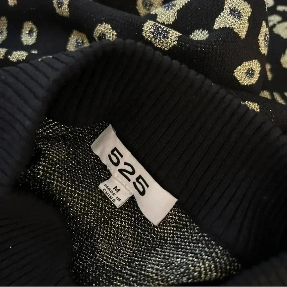 525 Women's Jacquard Cutout Mockneck Top  M - Picture 5 of 10